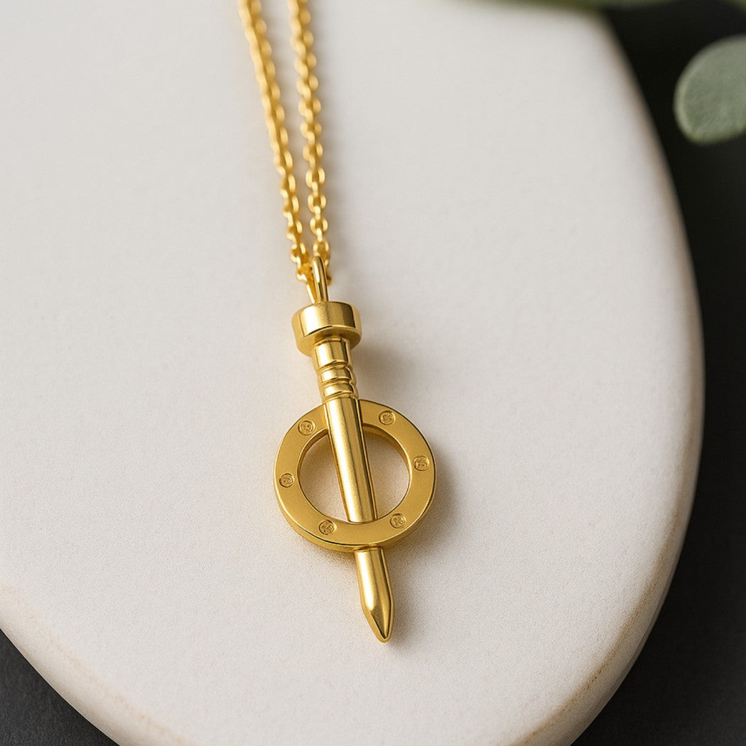 Nail and Circle Necklace 