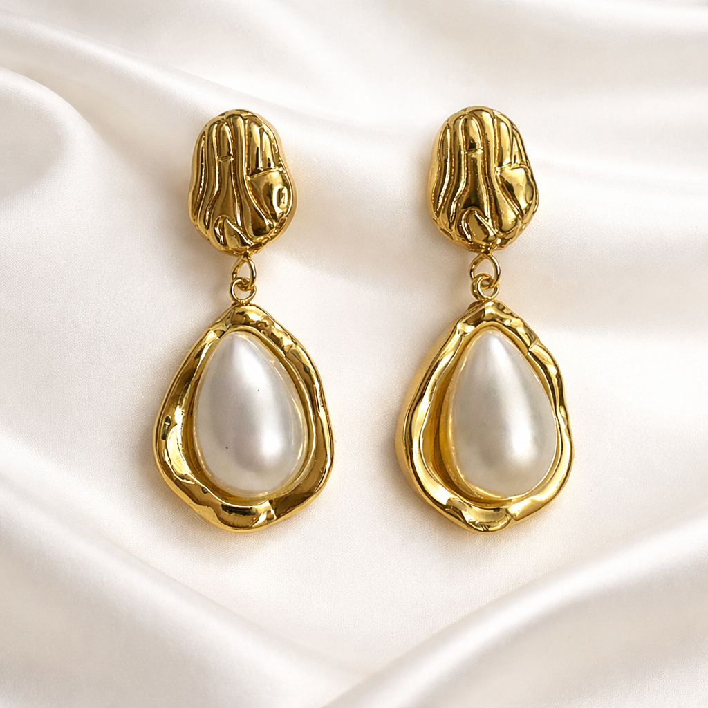 Liora Pearl Drop